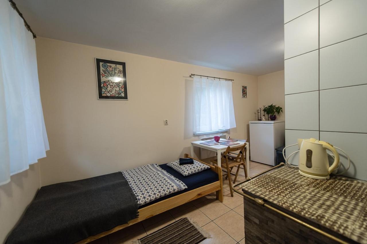 Pokoje Goscinne Lesny Zakatek Kepiaste Exterior foto
